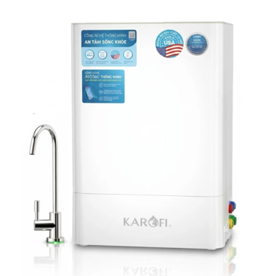 Máy lọc nước Karofi KAQ-U98 vỏ hộp trắng có vòi nước nguội, nhìn nghiêng